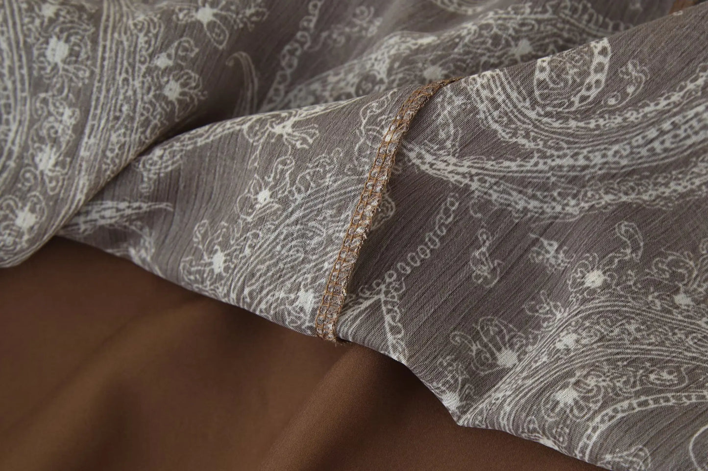 Falda Midi Plisada con Volantes – Estilo Vintage 2025