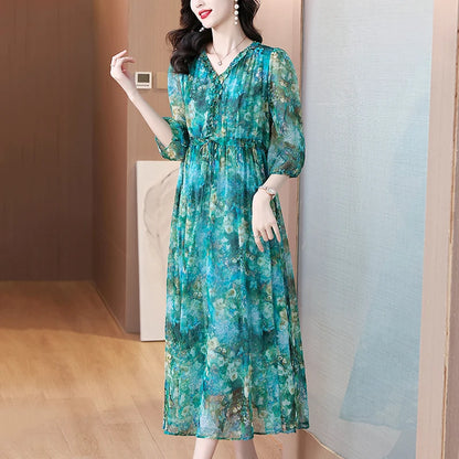 Vestido Maxi de Seda Floral – Verano 2024