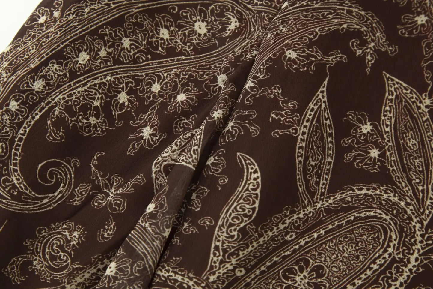 Falda Midi Plisada con Volantes – Estilo Vintage 2025