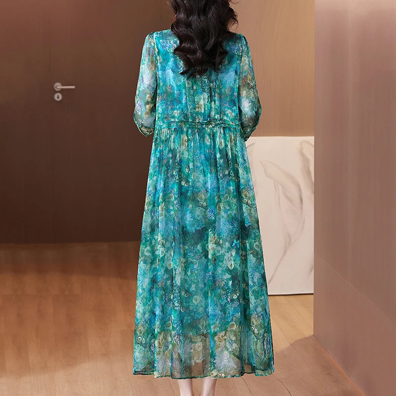 Vestido Maxi de Seda Floral – Verano 2024