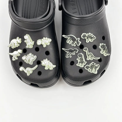 Accesorios Fluorescentes para Zapatos – Dinosaurios divertidos y con estilo